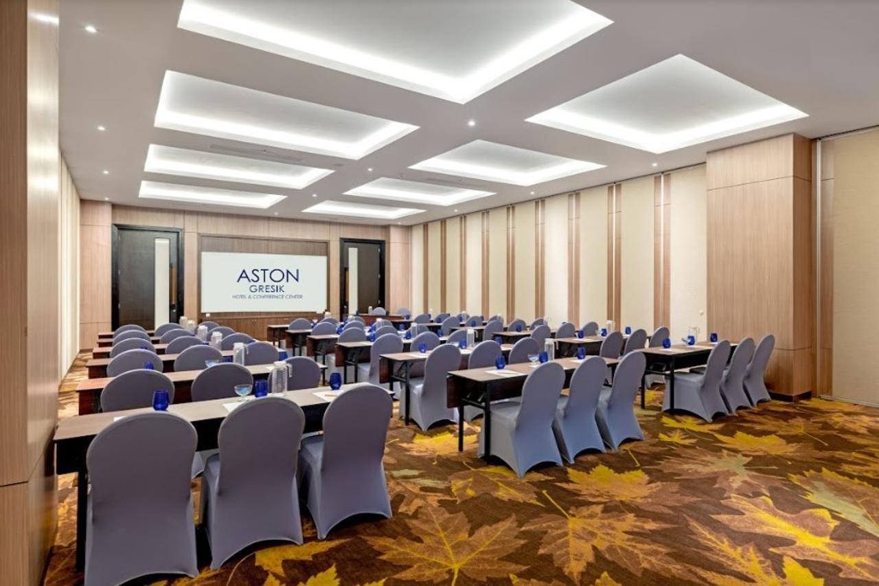 Aston Gresik Hotel & Conference Center Eksteriør billede
