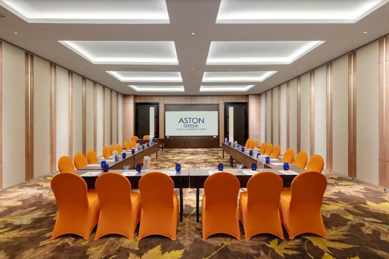 Aston Gresik Hotel & Conference Center Eksteriør billede